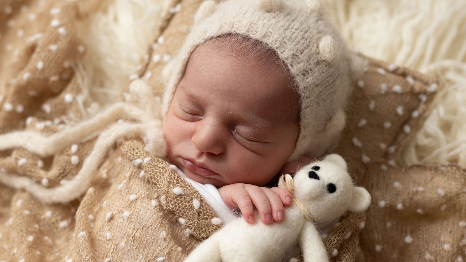 Newborn & Maternity Retouching before