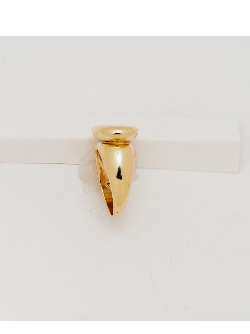 Jewelry Retouching — Sample 5 before