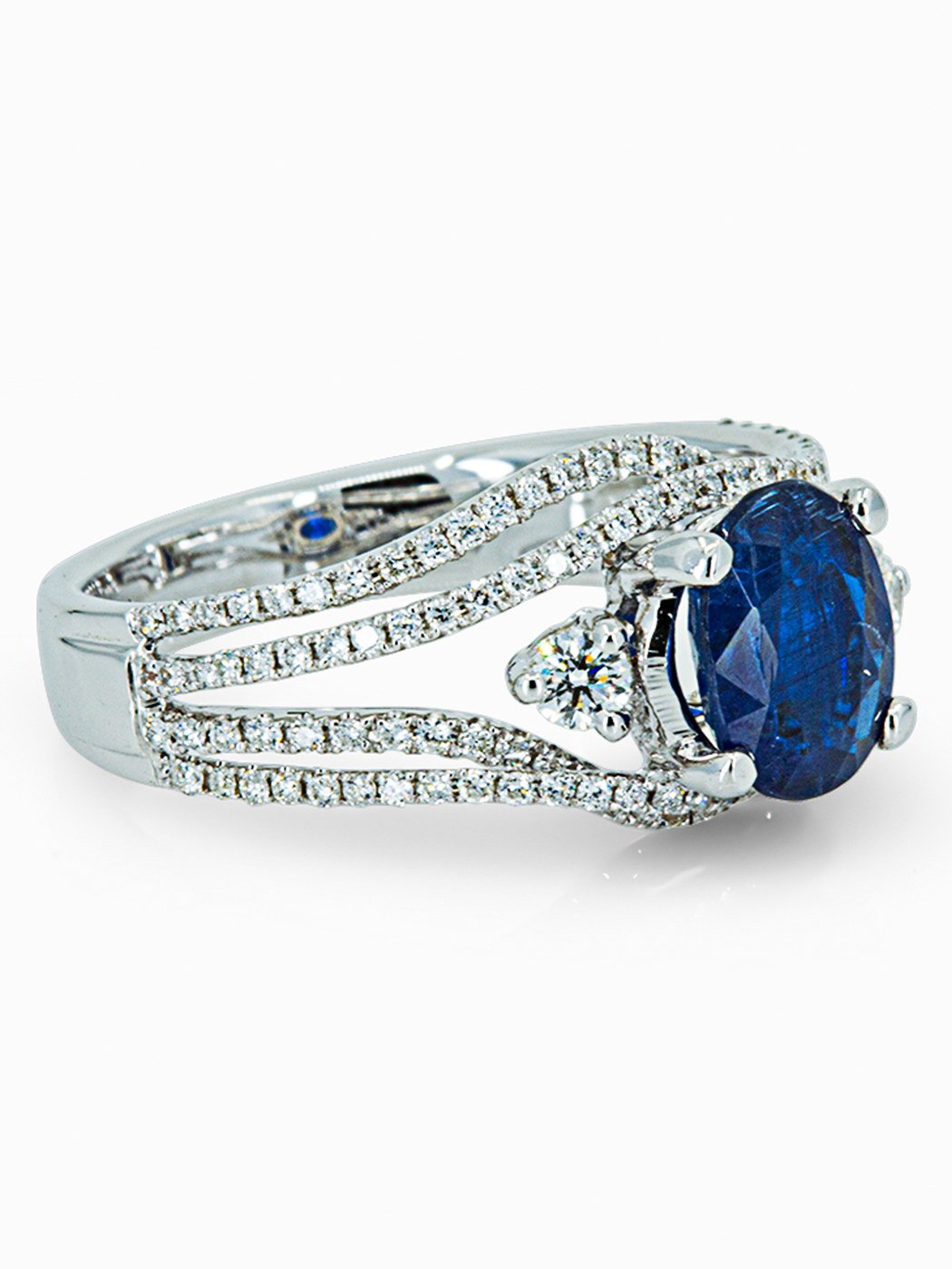 Jewelry Retouching — Sample 2